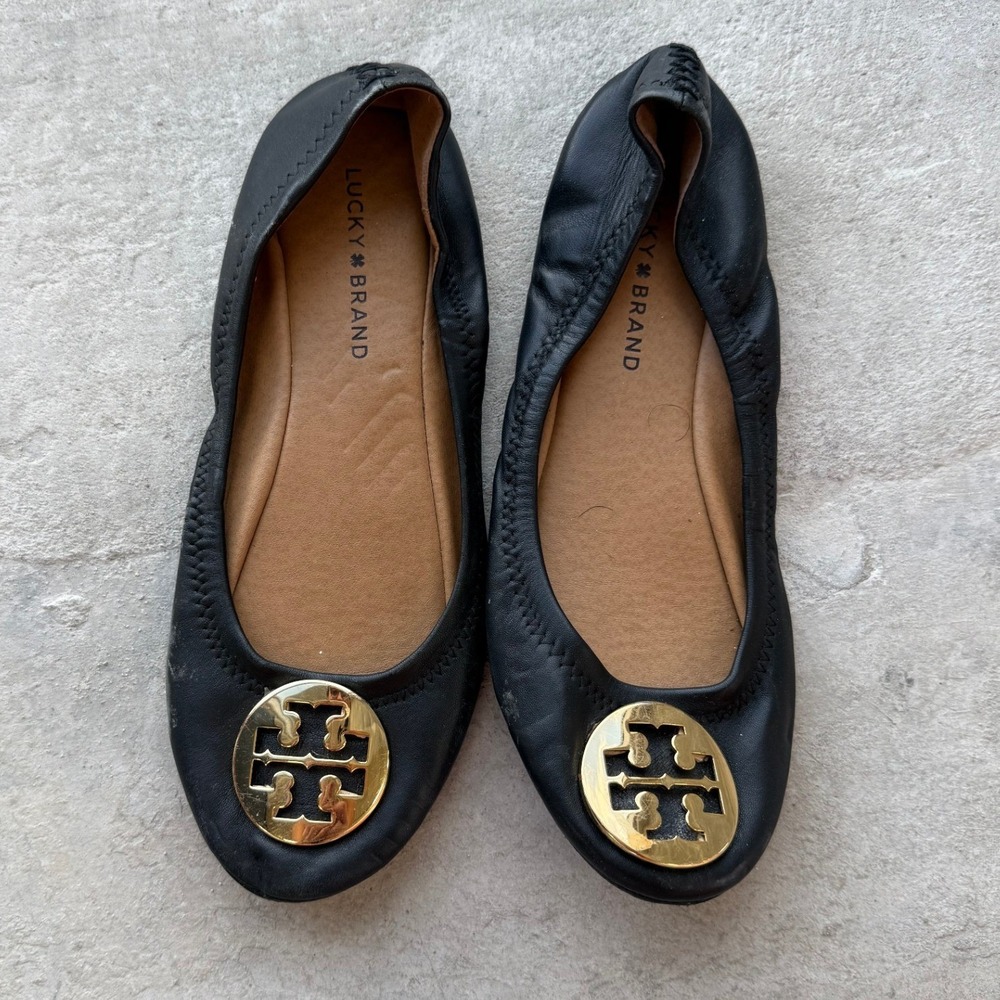 Lucky Brand Black Ballet Flats Womens 9 Gold Logo Hardware Slip On Shoes